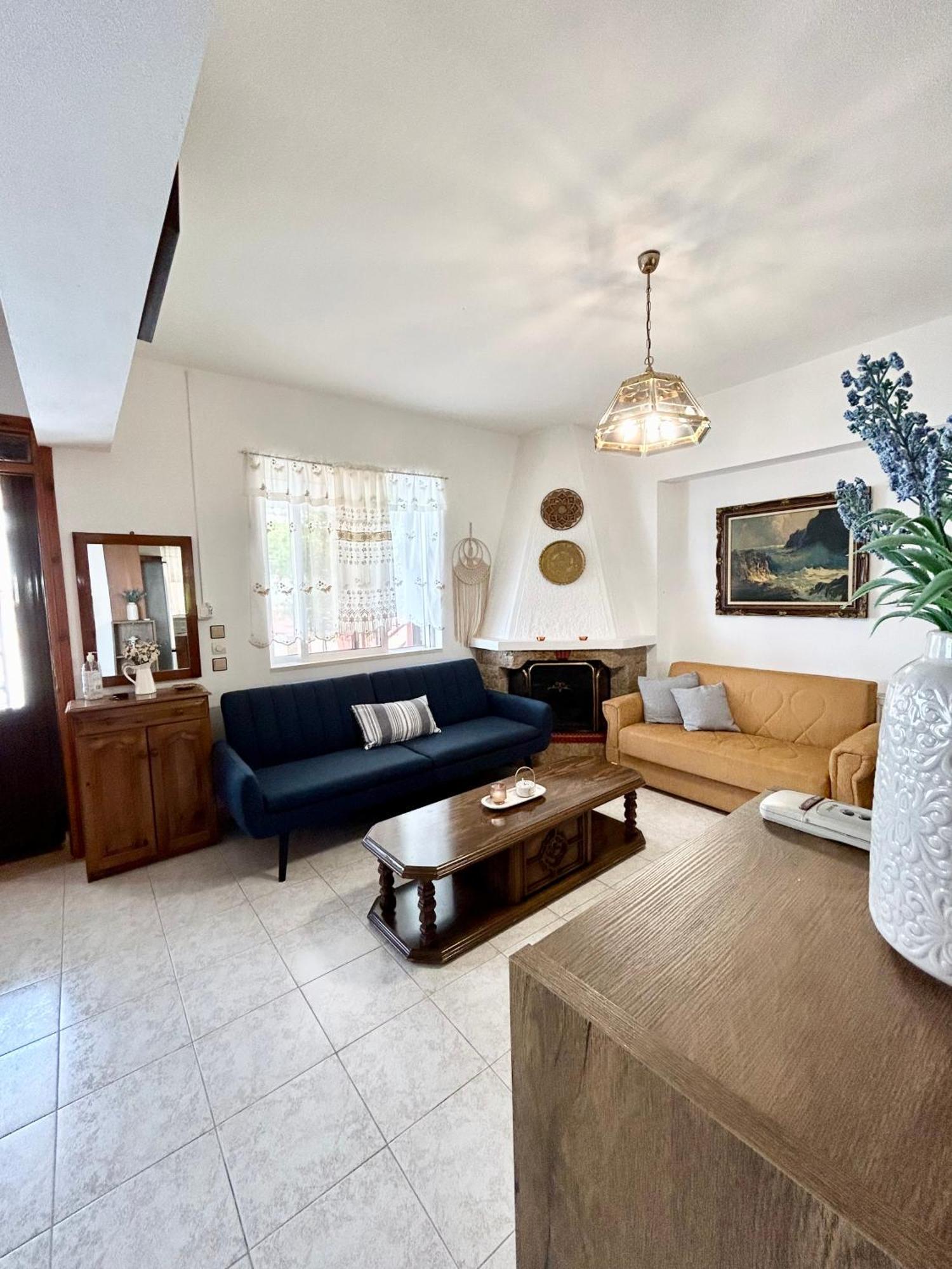 Philoxenia House In Asklipio Holiday home *