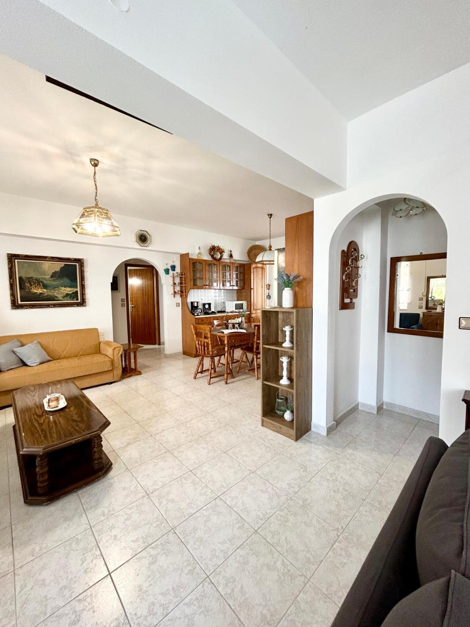 Holiday home Philoxenia House In Asklipio *
